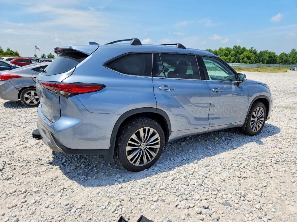 2021 TOYOTA HIGHLANDER PLATINUM 3