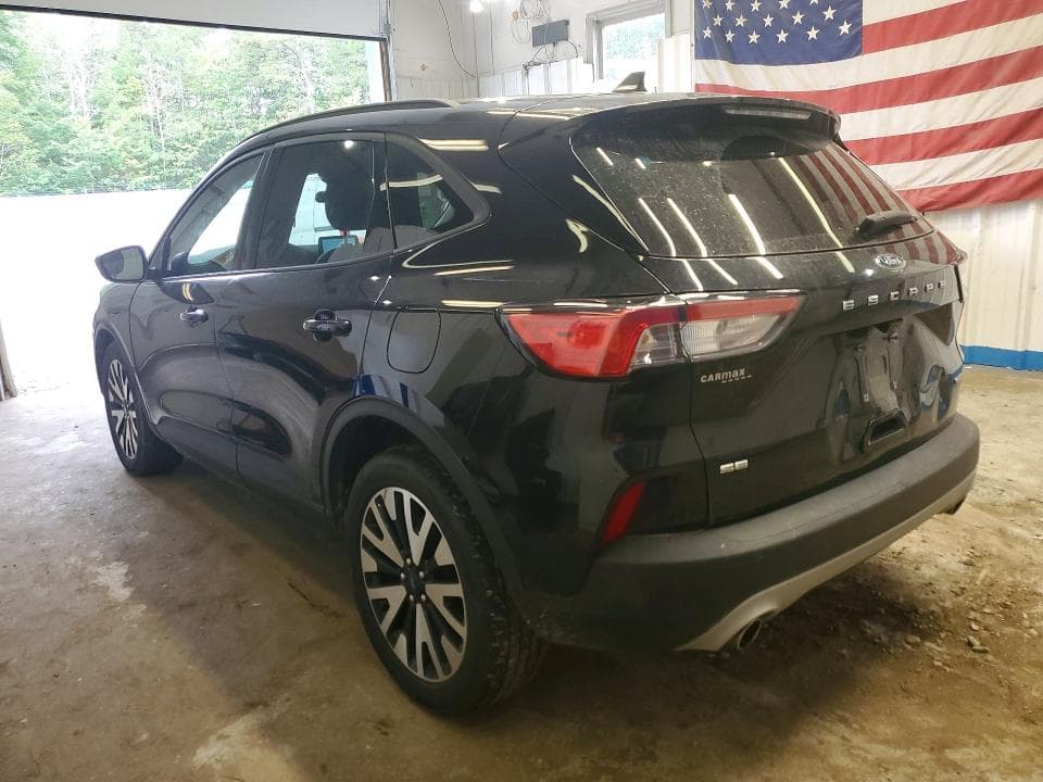 2020 FORD ESCAPE SE SPORT 2