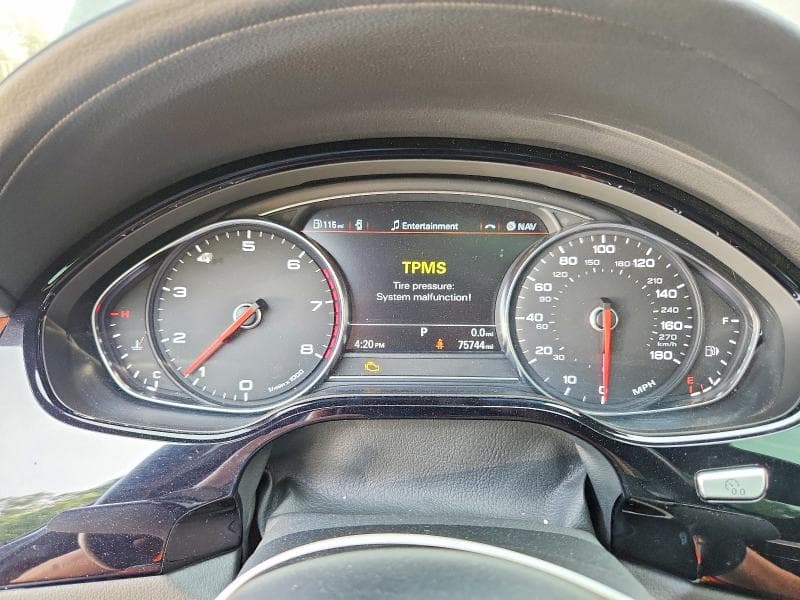 2017 AUDI A8 L QUATTRO 9