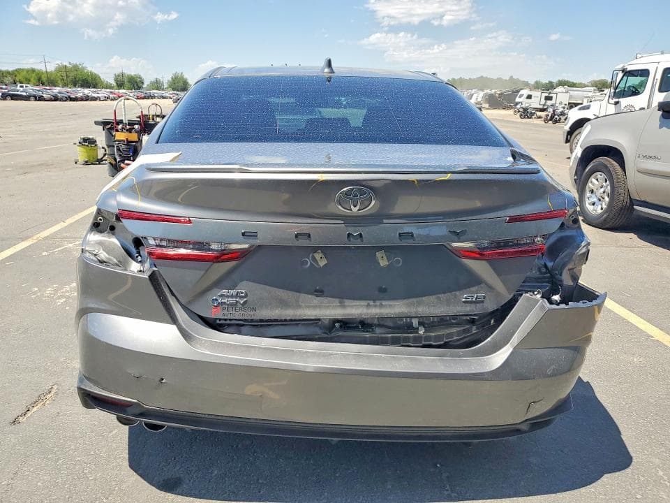 2025 TOYOTA CAMRY SE 6