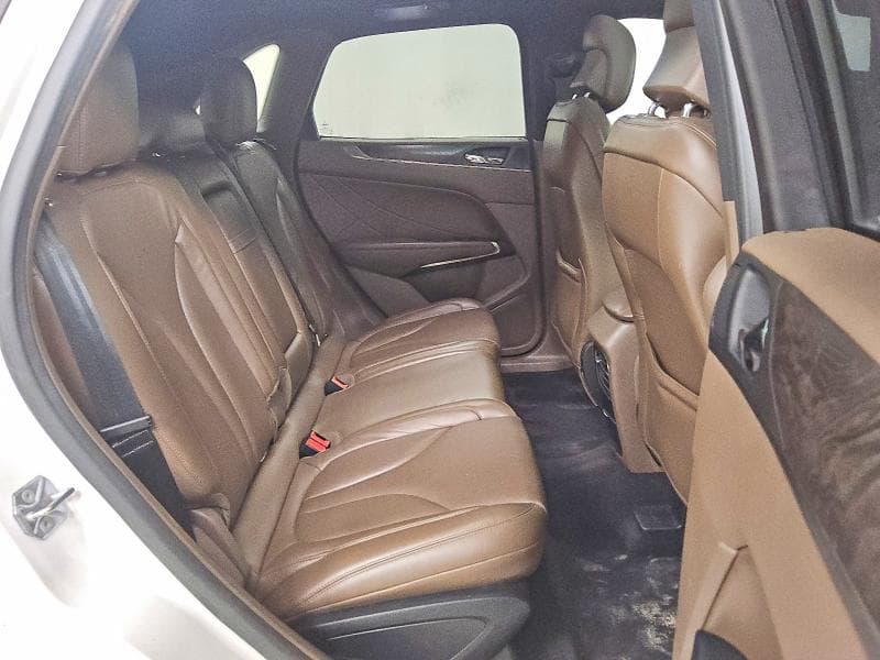 2017 LINCOLN MKC RESERVE 11
