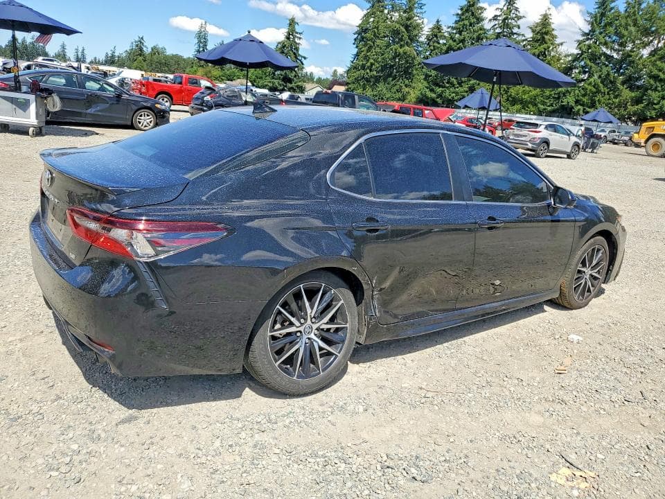 2023 TOYOTA CAMRY SE 3