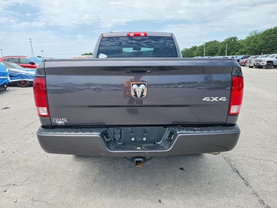 2017 RAM 1500 ST 6