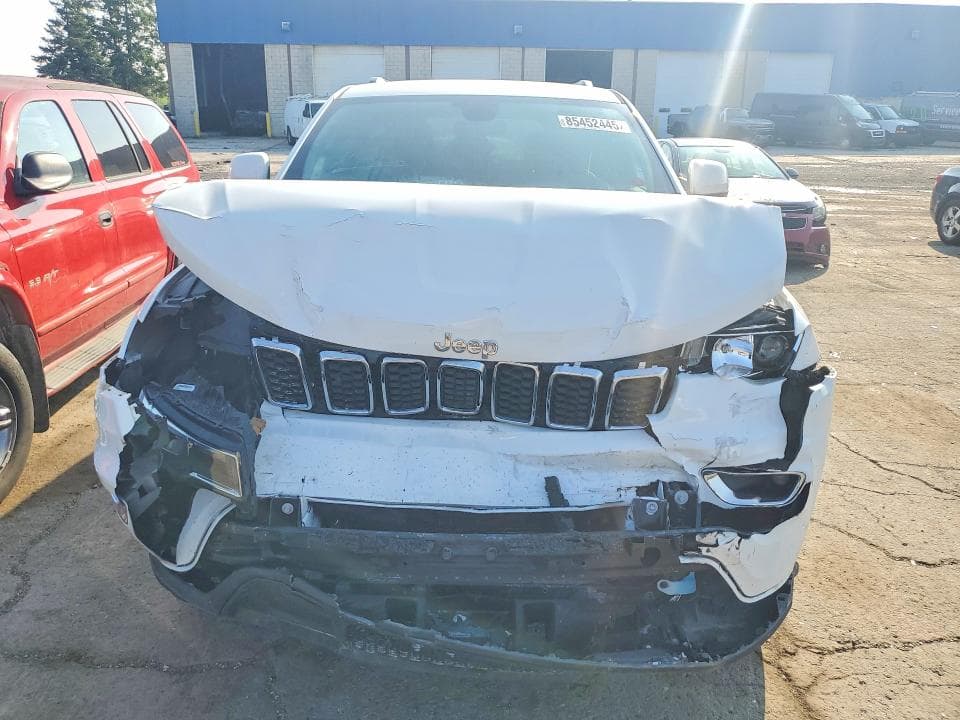 2019 JEEP GRAND CHEROKEE LAREDO 5