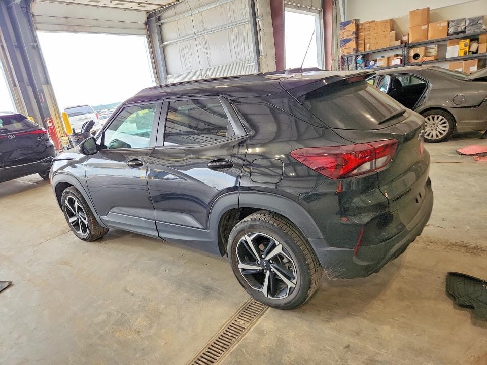 2023 CHEVROLET TRAILBLAZER RS 2