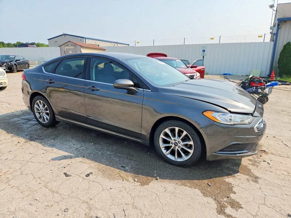 2017 FORD FUSION SE 4