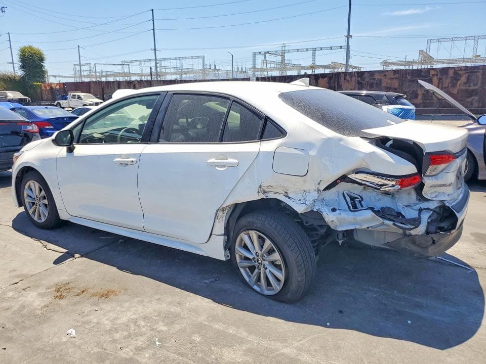 2024 TOYOTA COROLLA HYBRID LE 2