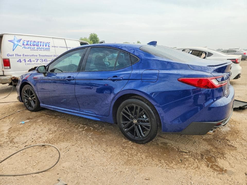 2026 TOYOTA CAMRY SE 2