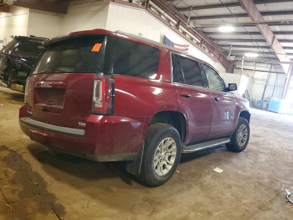 2017 GMC YUKON SLT 3