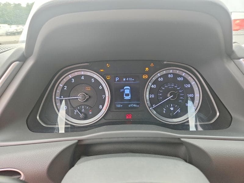 2021 HYUNDAI SONATA SE 9