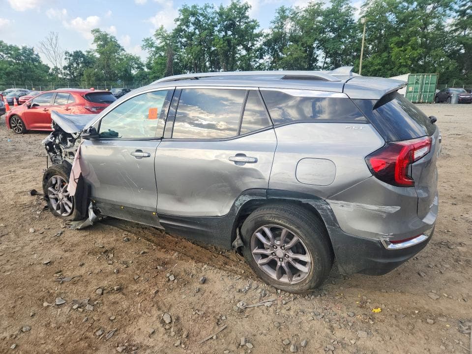 2023 GMC TERRAIN SLT 2
