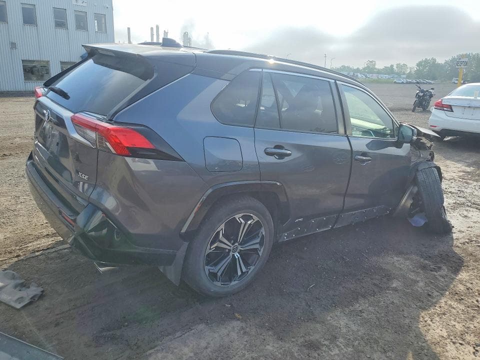 2023 TOYOTA RAV4 PRIME XSE 3