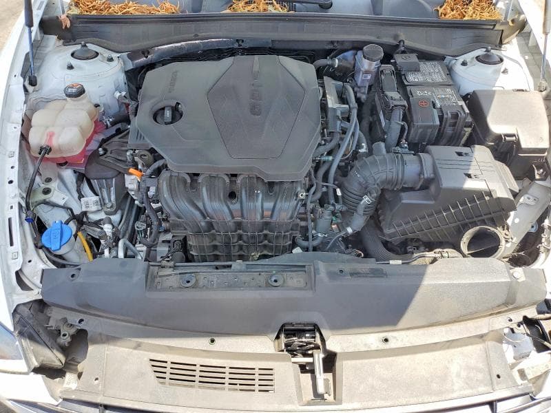 2021 HYUNDAI SONATA SE 11