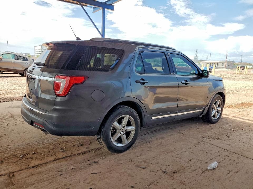 2018 FORD EXPLORER XLT 3