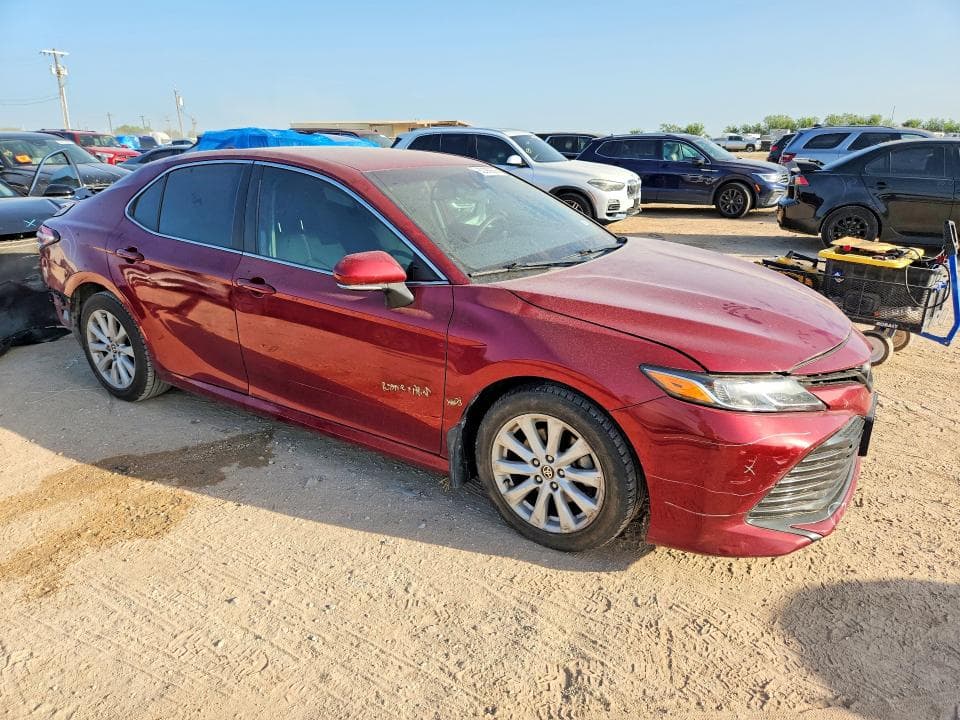 2020 TOYOTA CAMRY LE 4