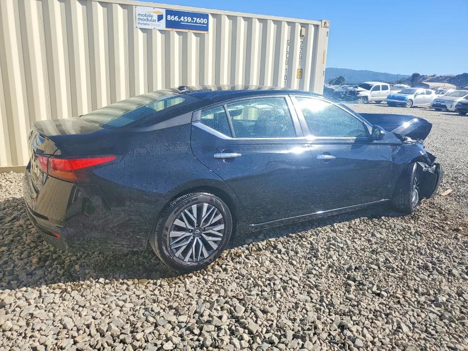 2025 NISSAN ALTIMA SV 3