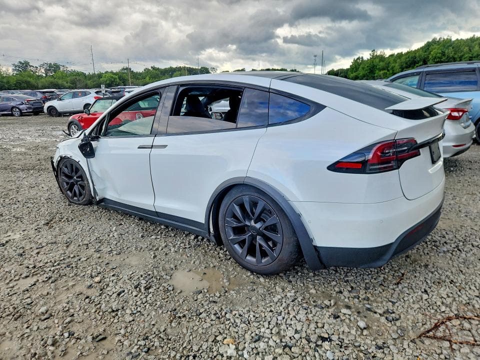 2022 TESLA MODEL X 2