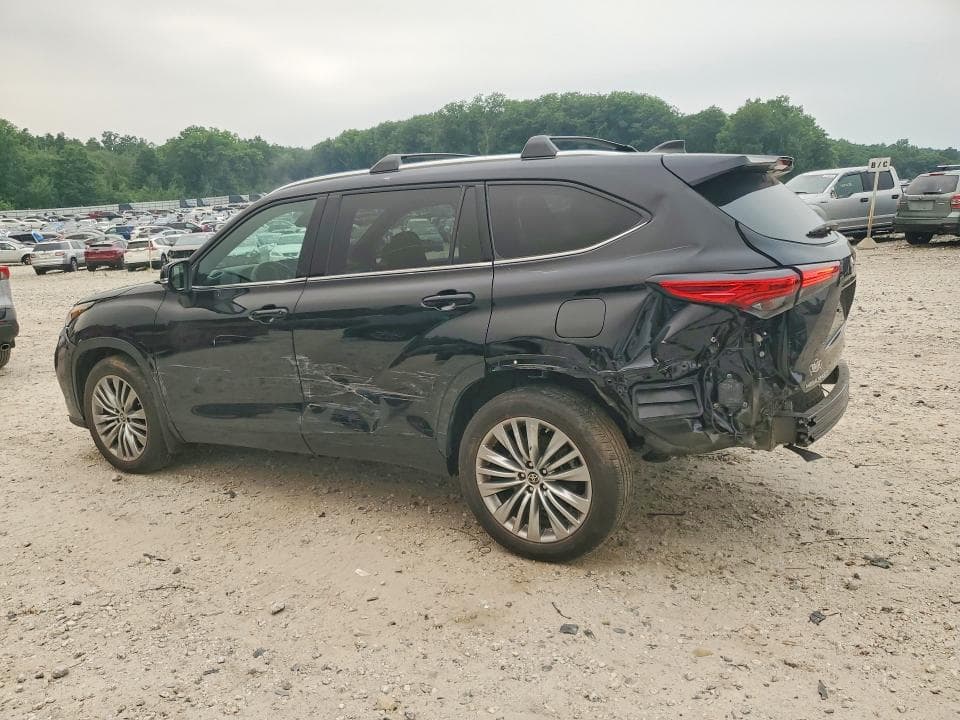 2023 TOYOTA HIGHLANDER PLATINUM 2