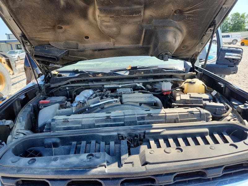 2023 CHEVROLET SILVERADO K3500 LT 12
