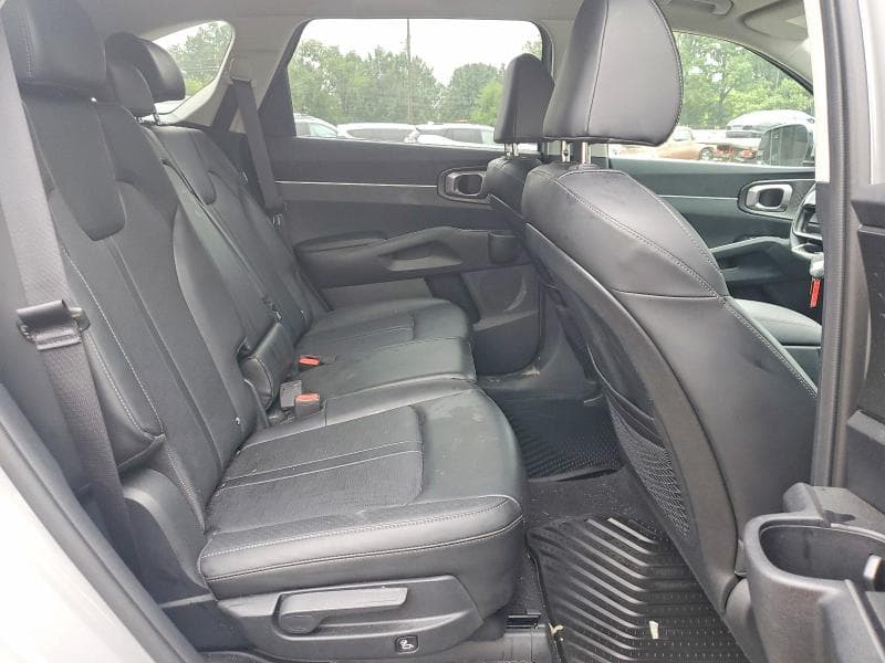 2026 KIA SORENTO S 11