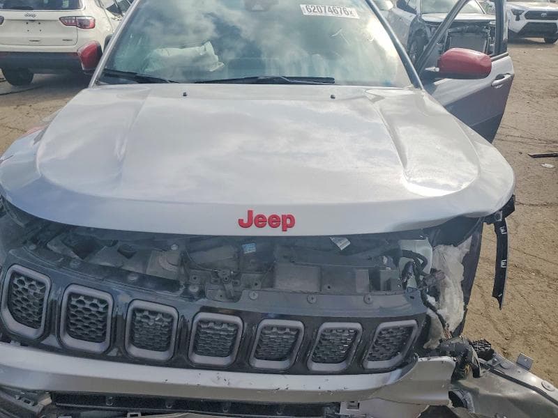 2023 JEEP COMPASS LIMITED 12