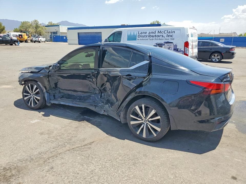 2021 NISSAN ALTIMA SR 2