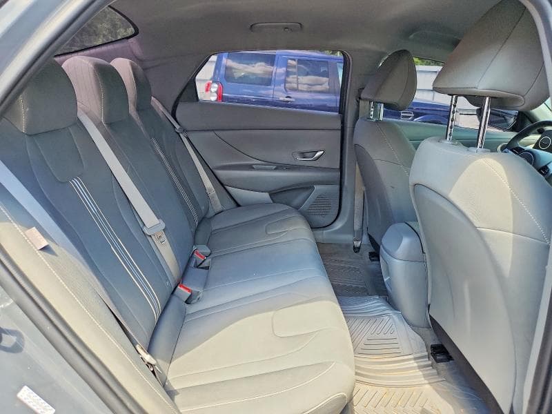 2024 HYUNDAI ELANTRA SEL 10