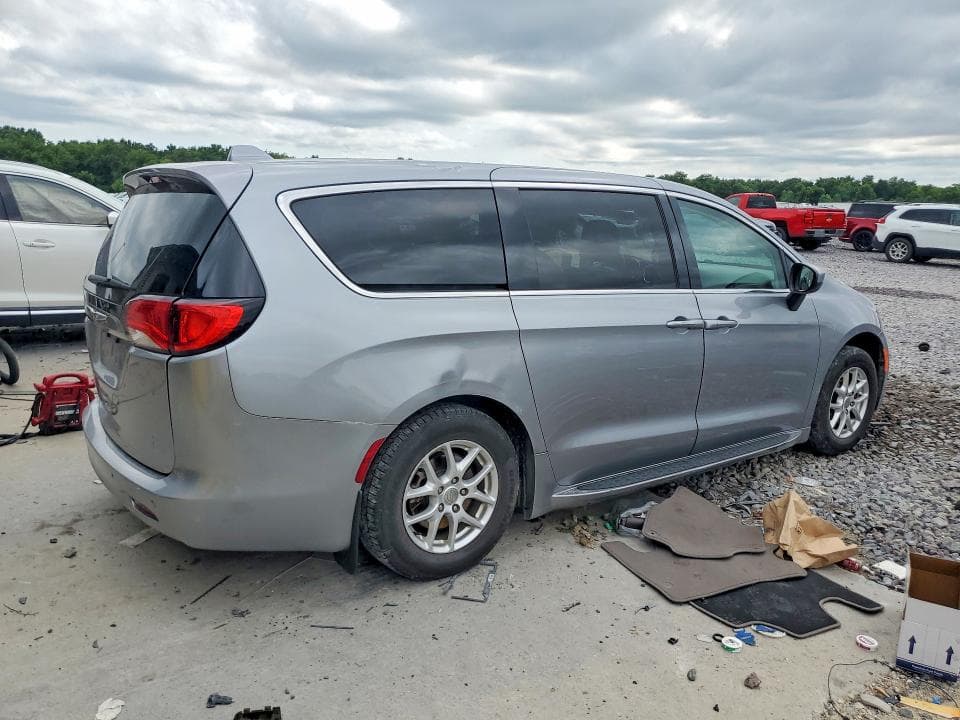 2019 CHRYSLER PACIFICA LX 3