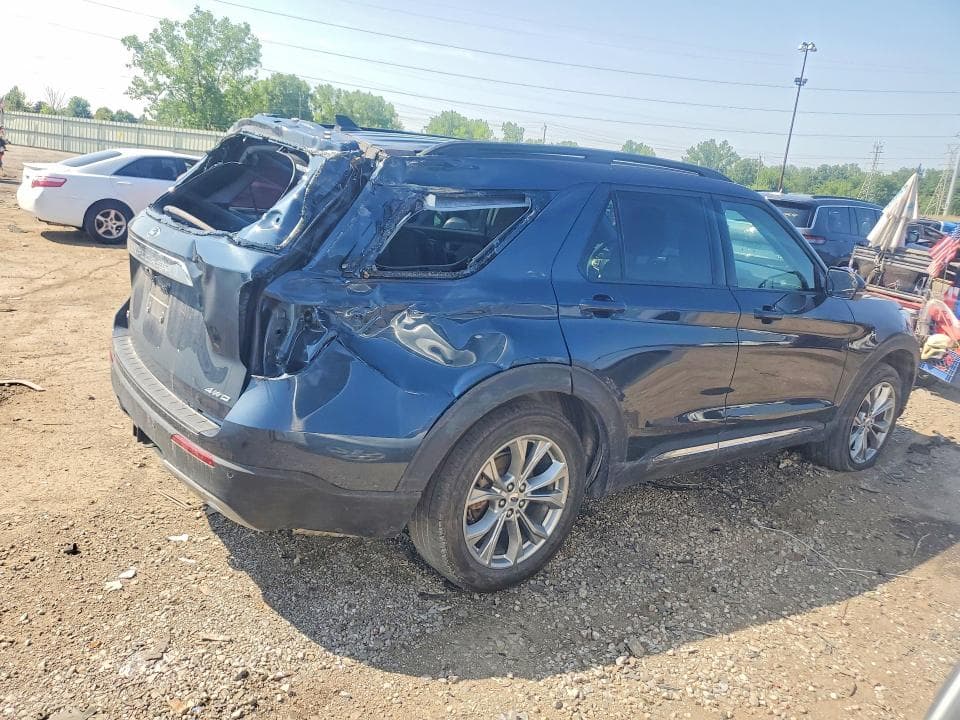 2023 FORD EXPLORER XLT 3