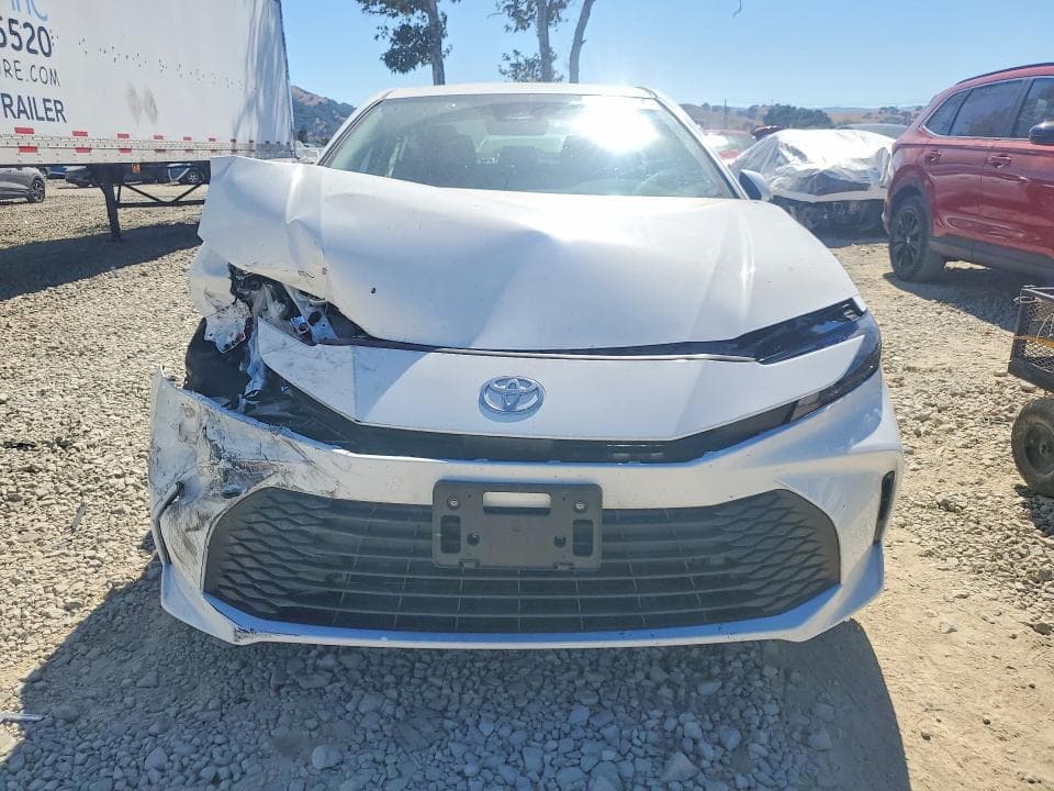 2026 TOYOTA CAMRY LE 5