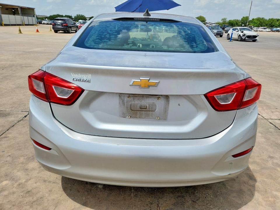 2018 CHEVROLET CRUZE LS 6