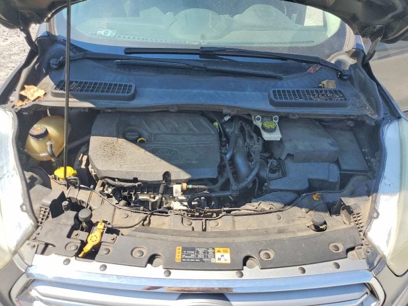 2017 FORD ESCAPE SE 11