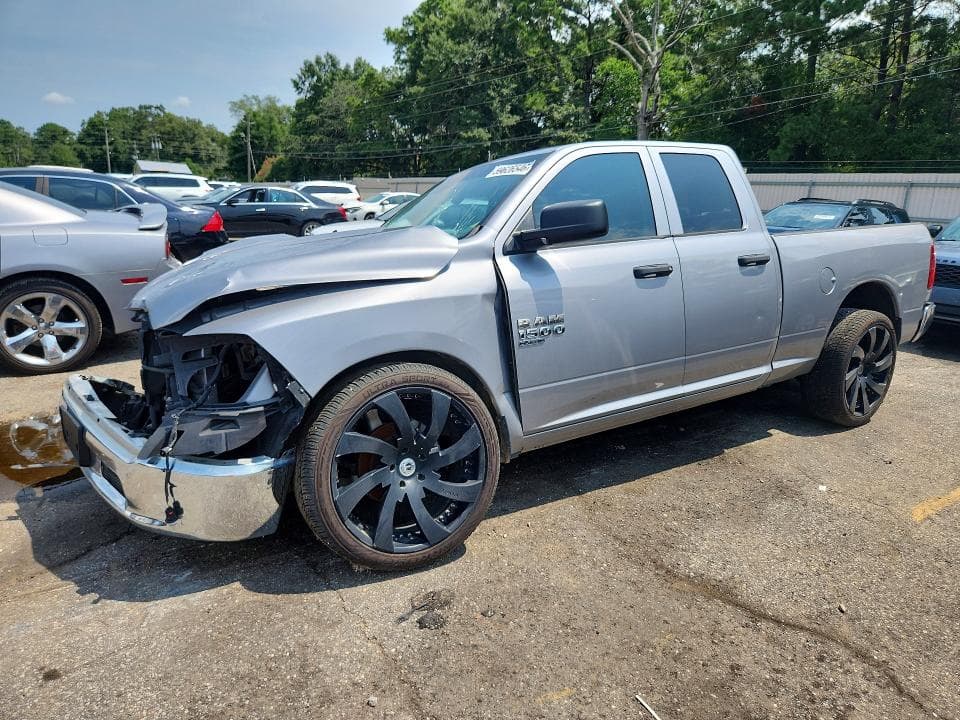 2019 RAM 1500 CLASSIC TRADESMAN - 1