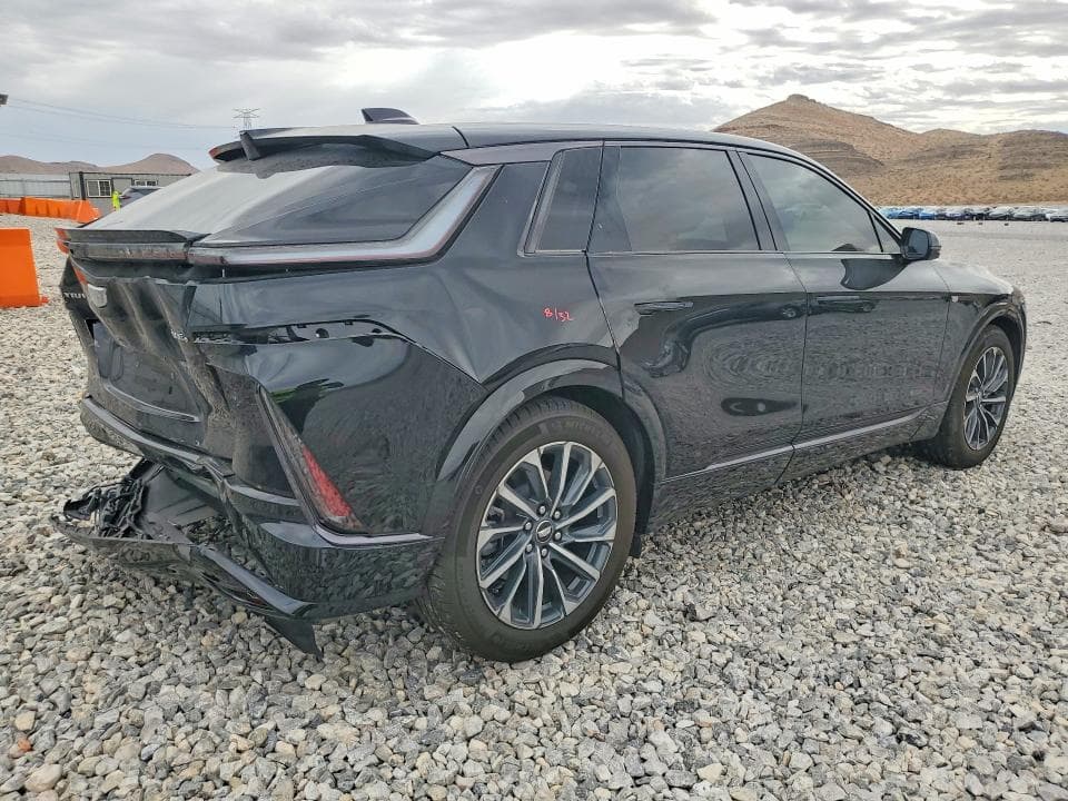 2024 CADILLAC LYRIQ SPORT 3