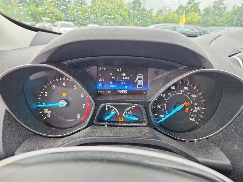 2017 FORD ESCAPE TITANIUM 9