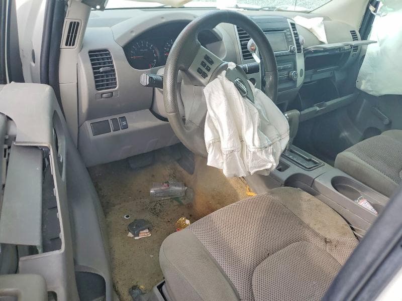 2018 NISSAN FRONTIER S 8