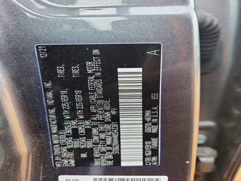 2022 TOYOTA HIGHLANDER XLE 14