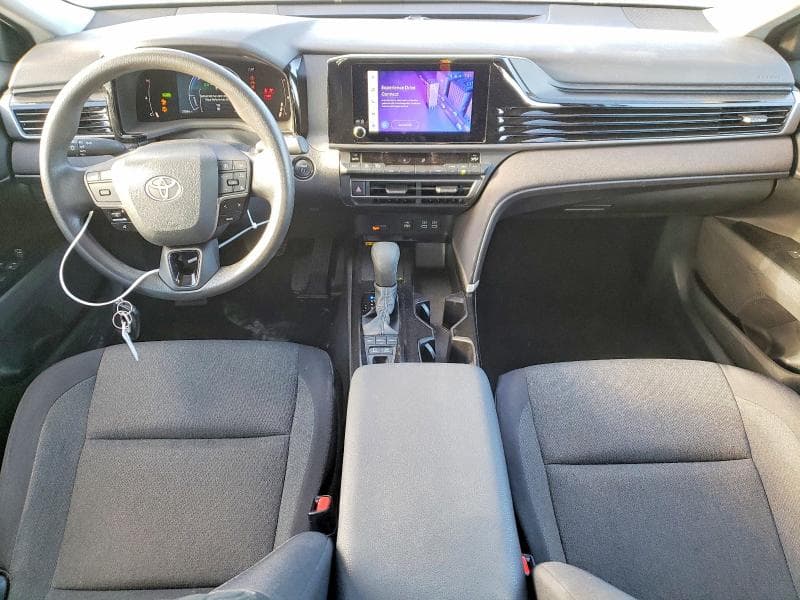 2025 TOYOTA CAMRY LE 8
