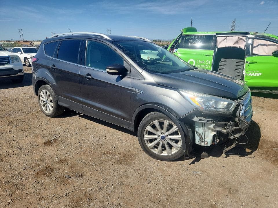 2017 FORD ESCAPE TITANIUM 4