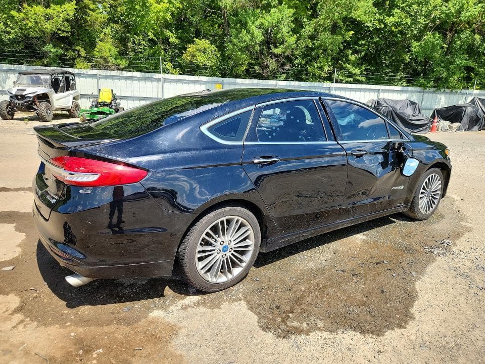 2017 FORD FUSION TITANIUM HEV 3