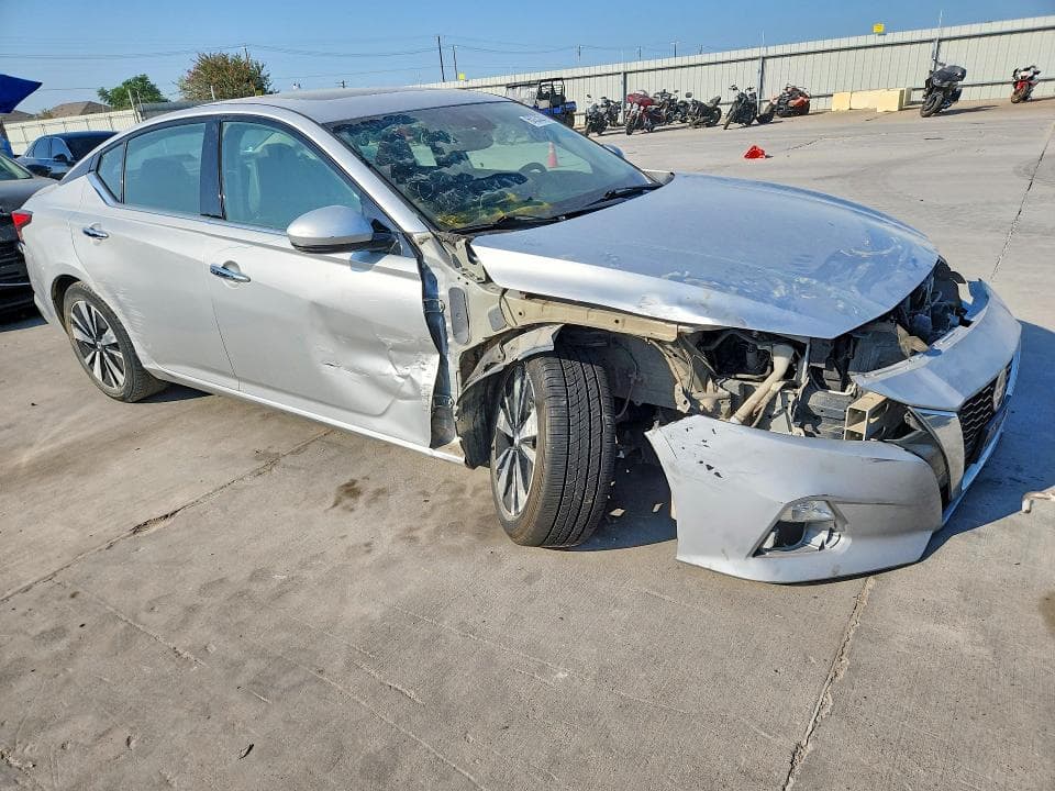 2019 NISSAN ALTIMA SL 4
