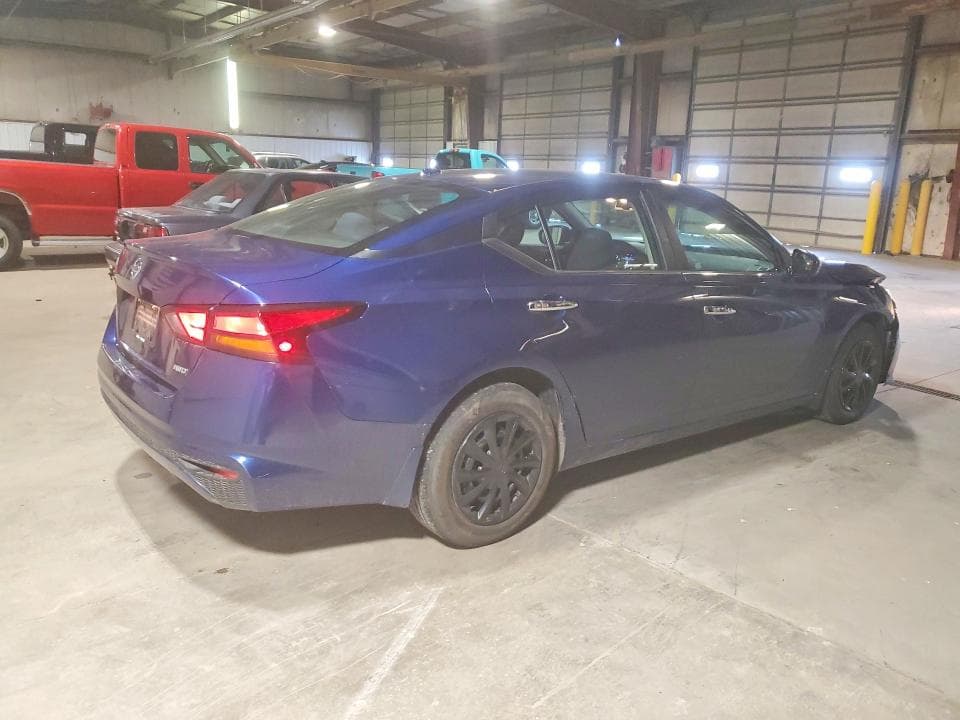2019 NISSAN ALTIMA S 3