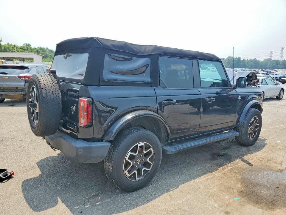 2023 FORD BRONCO BASE 3