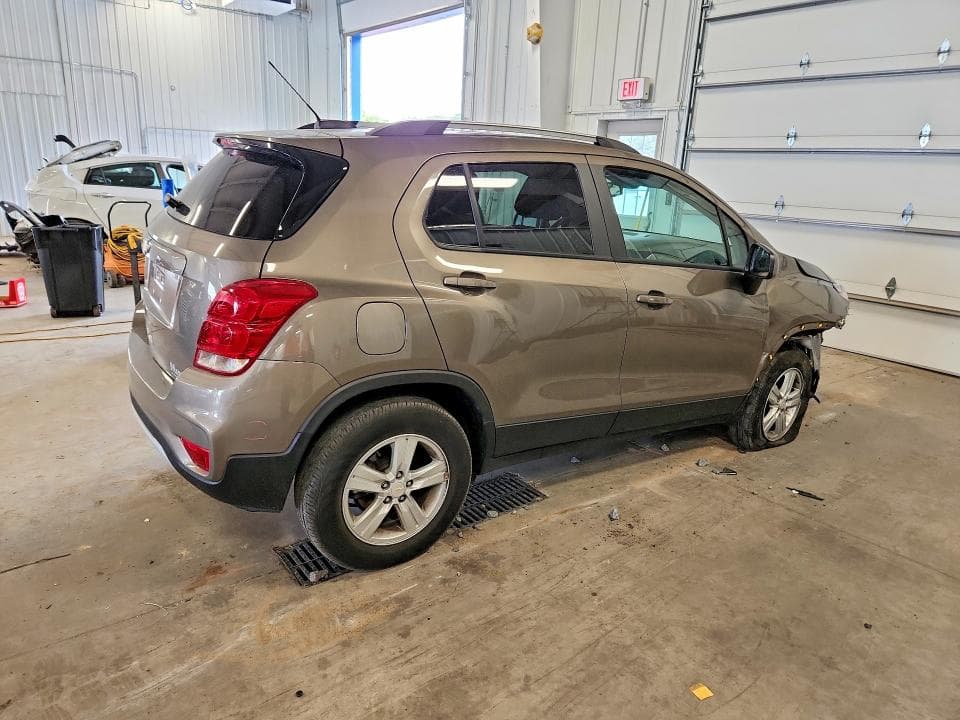 2022 CHEVROLET TRAX 1LT 3
