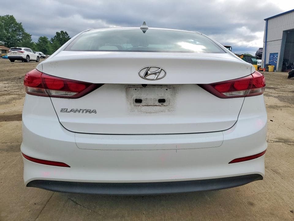 2017 HYUNDAI ELANTRA SE 6