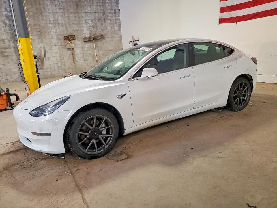 2020 TESLA MODEL 3 - 1