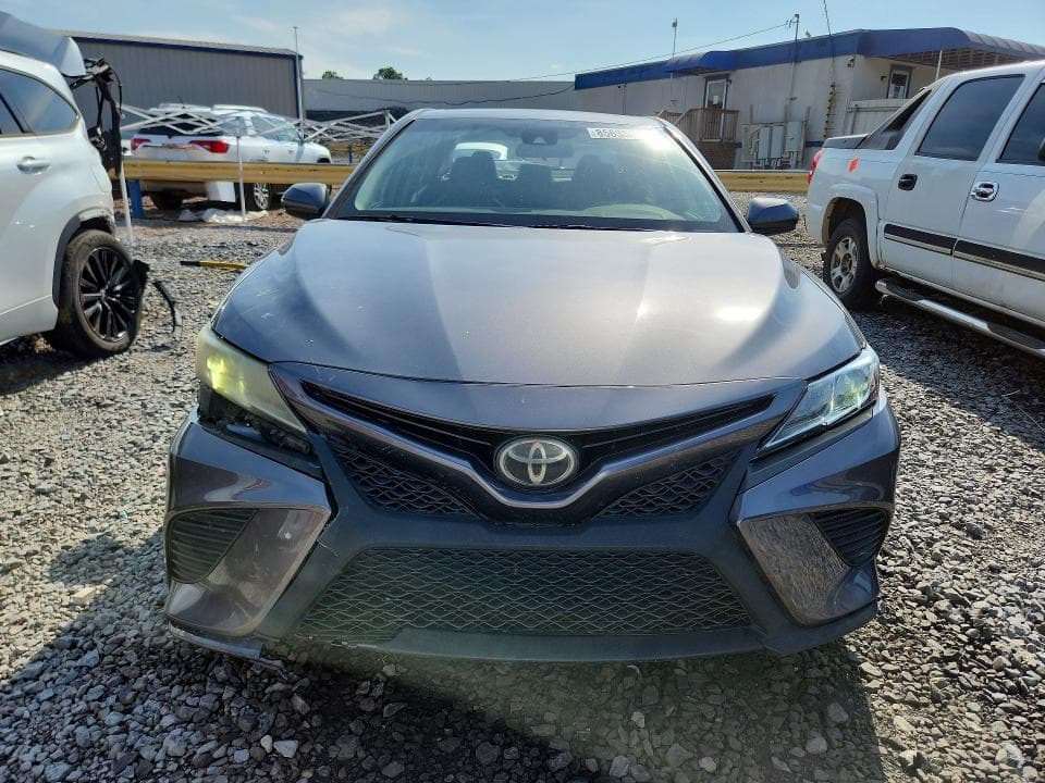 2018 TOYOTA CAMRY L 5