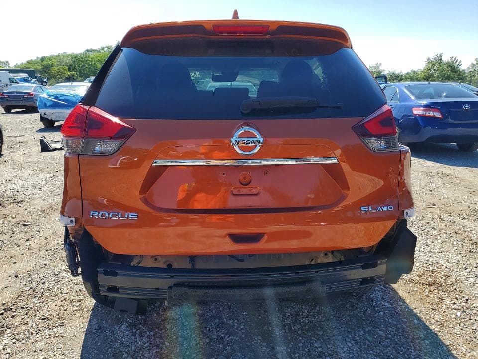 2017 NISSAN ROGUE SL 6