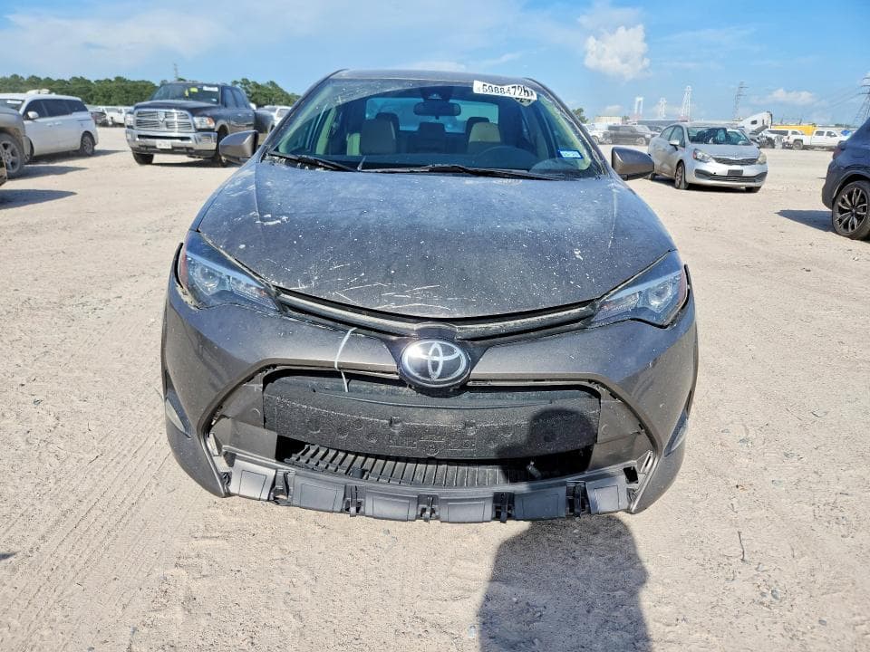 2017 TOYOTA COROLLA LE 5