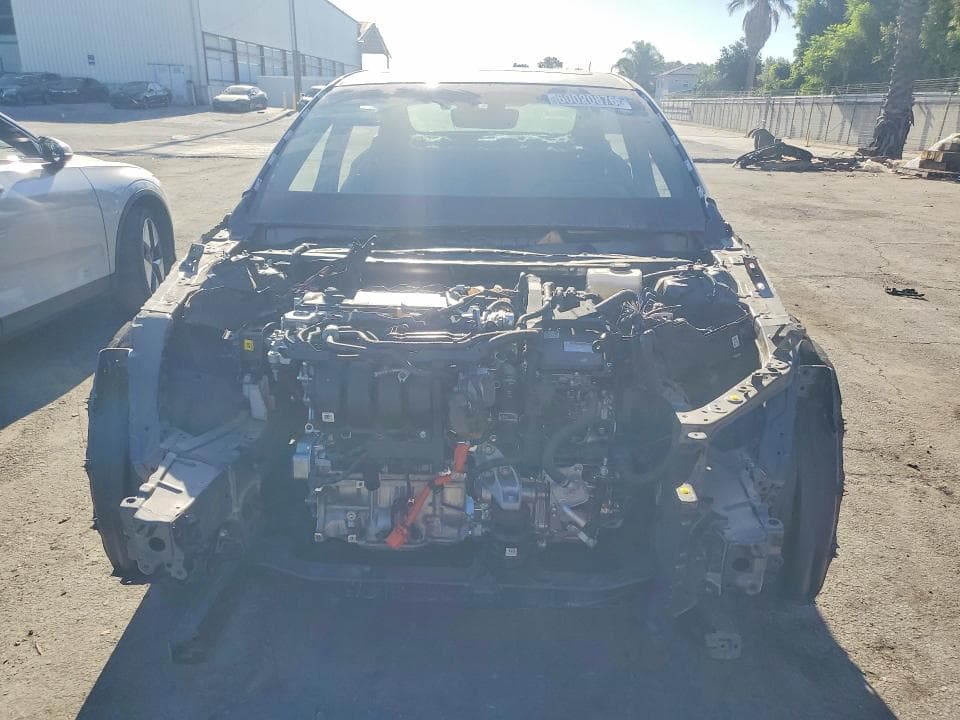 2025 LEXUS ES 300H BASE 5